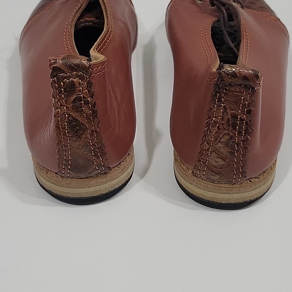 Rare Vintage Leather Oxfords - Picture 9 of 11